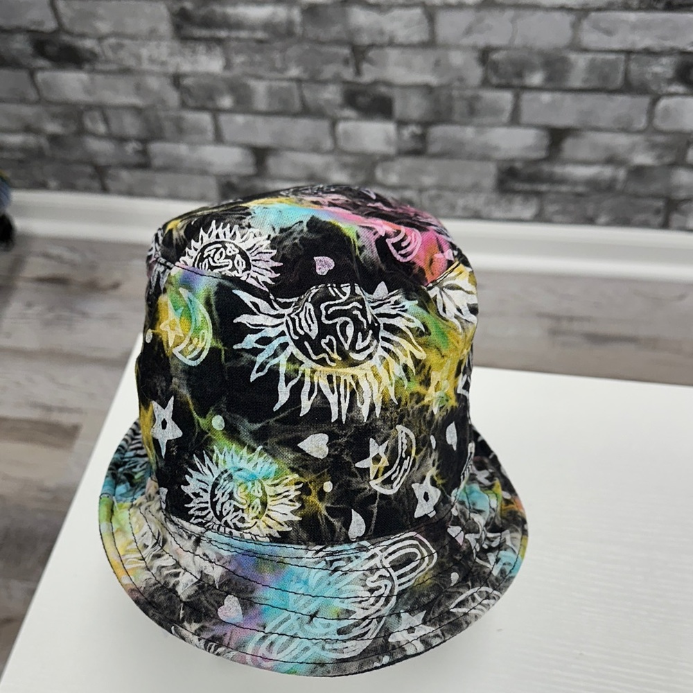 Colorful Bucket Hat with Sun and Moon Design
